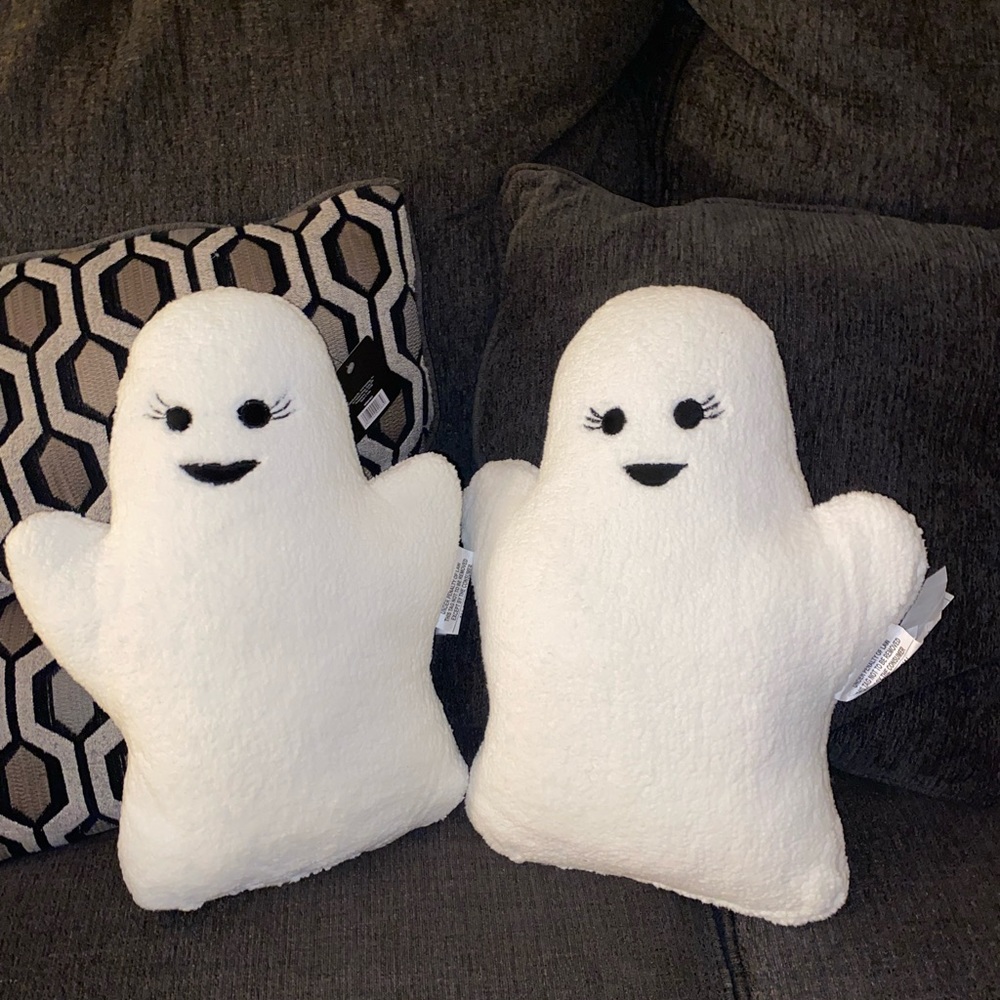 Set of two ghost pillows